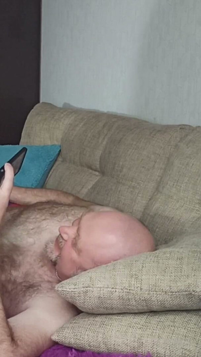 MILF AimeeParadise: 클로즈업 메이크업과 POV 딥스로트.! | 클립 1