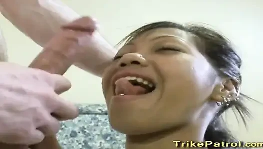 Trikepatrol schmutziges sperma spritzen, fick mit süßer teen filipina