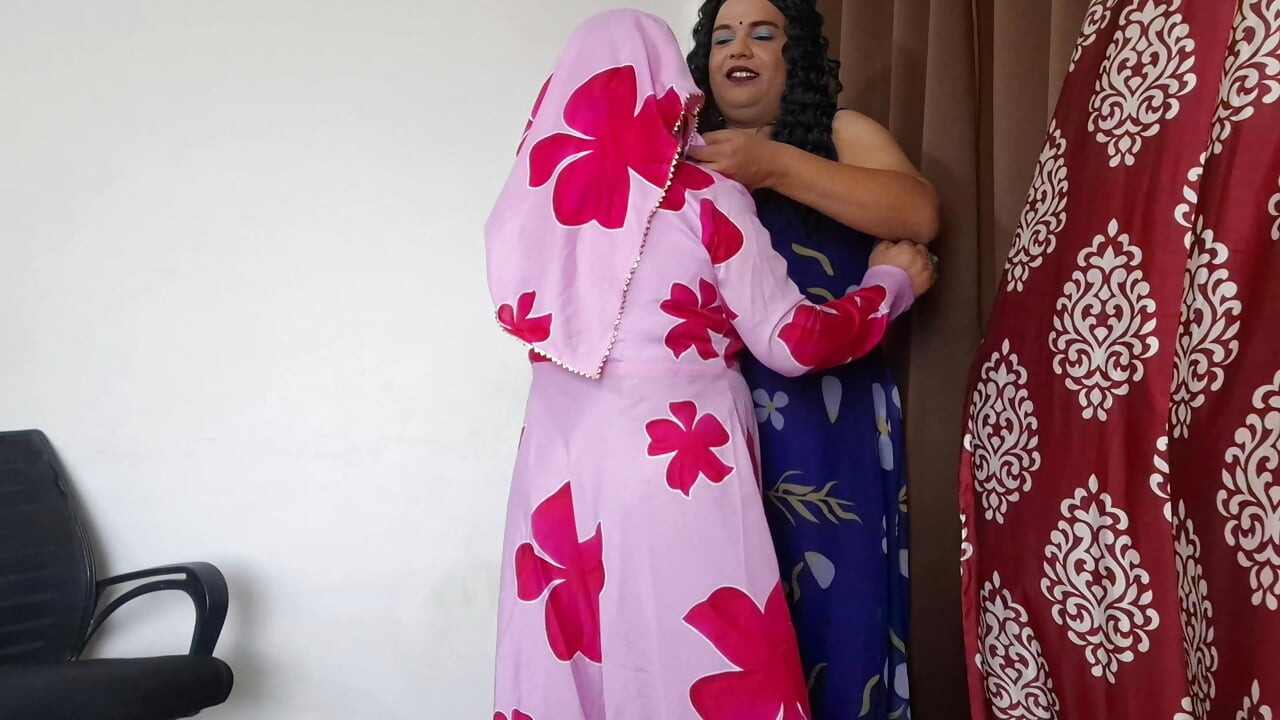 مشكلة هندية مزدوجة خديجة معجبة أرادت مقابلتها