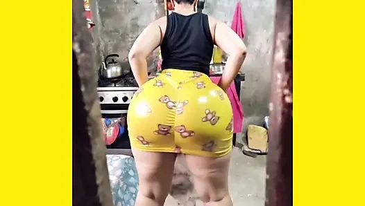 She dances well slutty with her yellow skirt