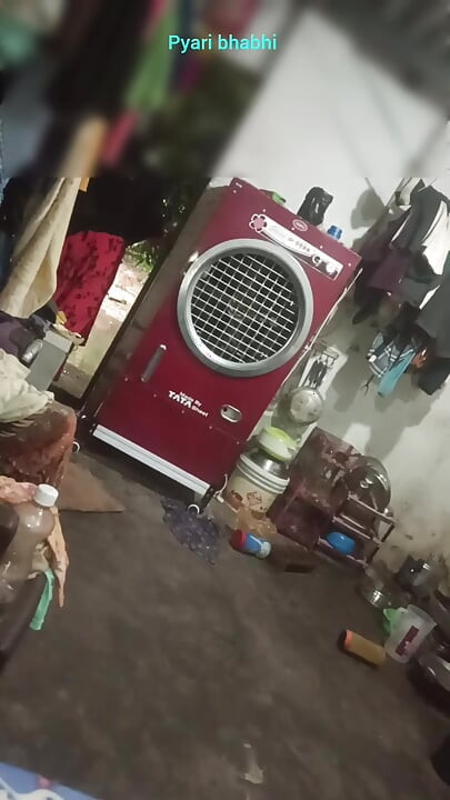 Elder drains water from cock Hindi Audio: Best handjobs