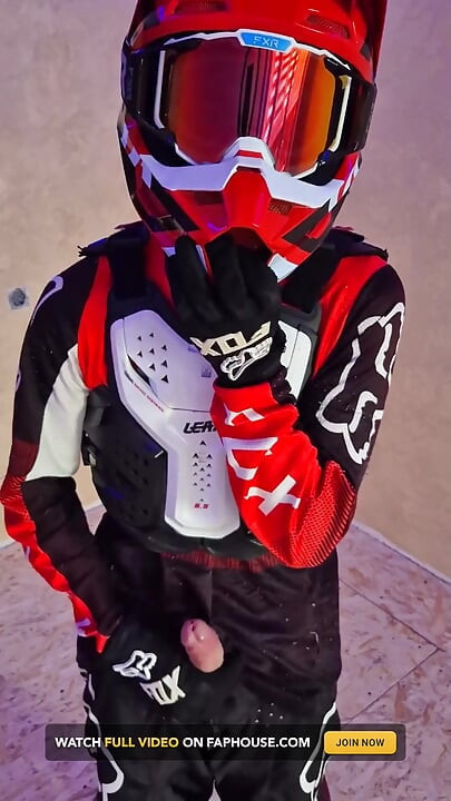 Hard Fucked Those Hot Osiris D3 Sneakers