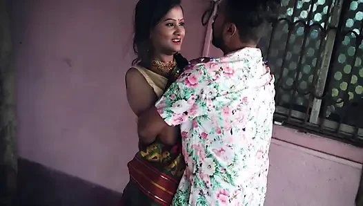 Step son ke samne hi uski step mother ko chod diya