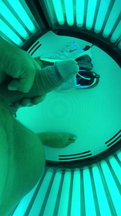 Sunday solarium jerking off