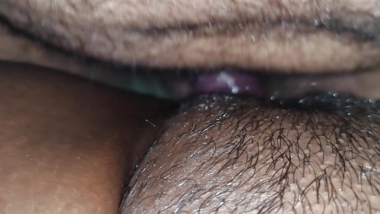 Boyfriend ne Condom Laga Ke Chod Diya