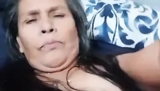 Горячая бабушка