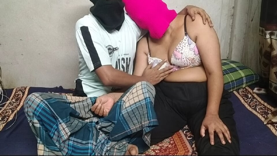 Village wife first time tightpush romance with husband