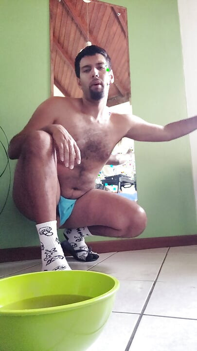 luksmen1 gainer. cleaning the house while seducing you