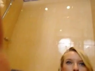 blonde cutie puts on a great show
