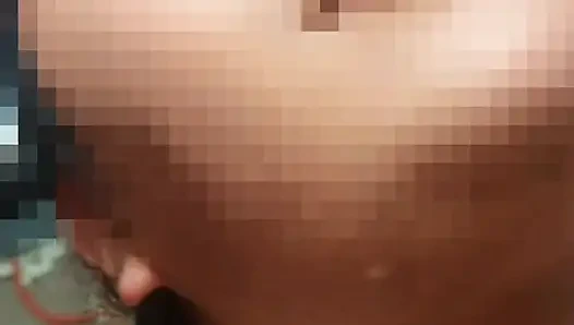 Meine Schwägerin saugt ihn gut.