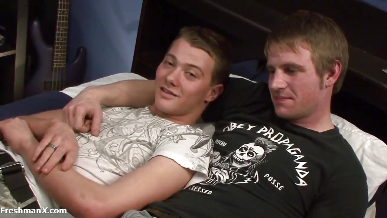 Mikey and Xenar - HD