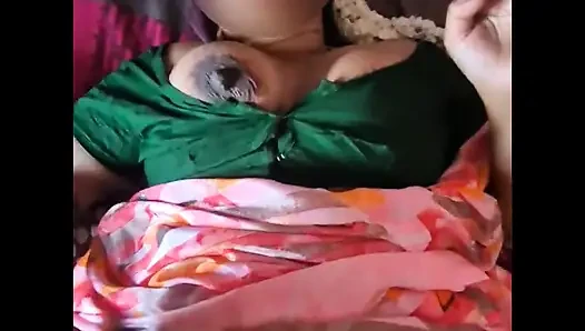 Sexy Amateur Indian Wife in Green Blouse Missionary Fuck & Doggy Style P...