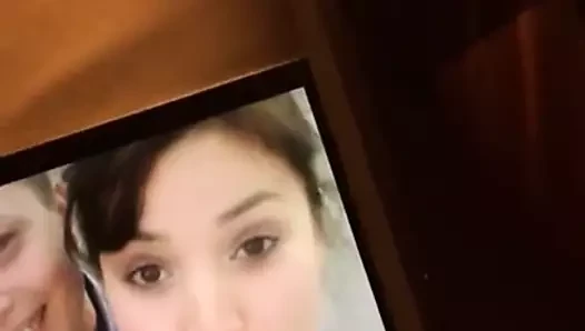 cum on friend from Tunisia