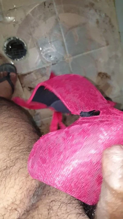 Cum On Red Bra With  Big Cups