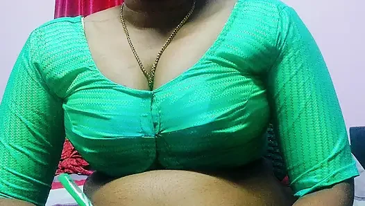 Seks panas tante desi mohini dengan tukang ledeng