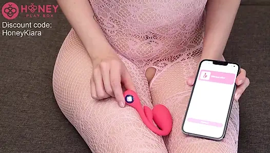 Новый мини-Vibrosa от HoneyPlayBox заставляет меня сквирт так быстро!