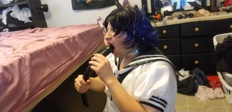 Sissy April Diamond deepthroat practice day 17