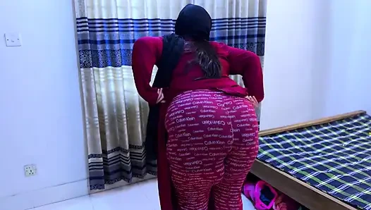 Araberin schöne riesiger arsch &dicke titten, heiße stiefmutter squirten &pissen nach muschi-wichsen