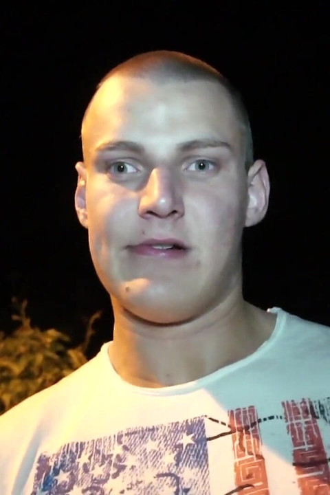 Cumshot in Public at Night