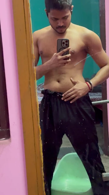 Flexing at GYM