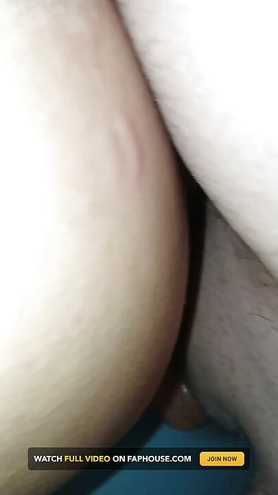 用我的大假屌雙穴貫穿