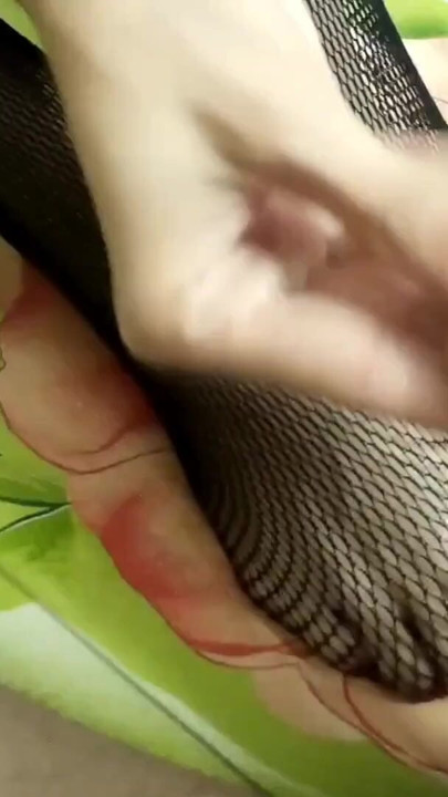 Real homemade footjob with stepsister in black stockings. LOTS OF CUM ON MY FEET | Clip 3