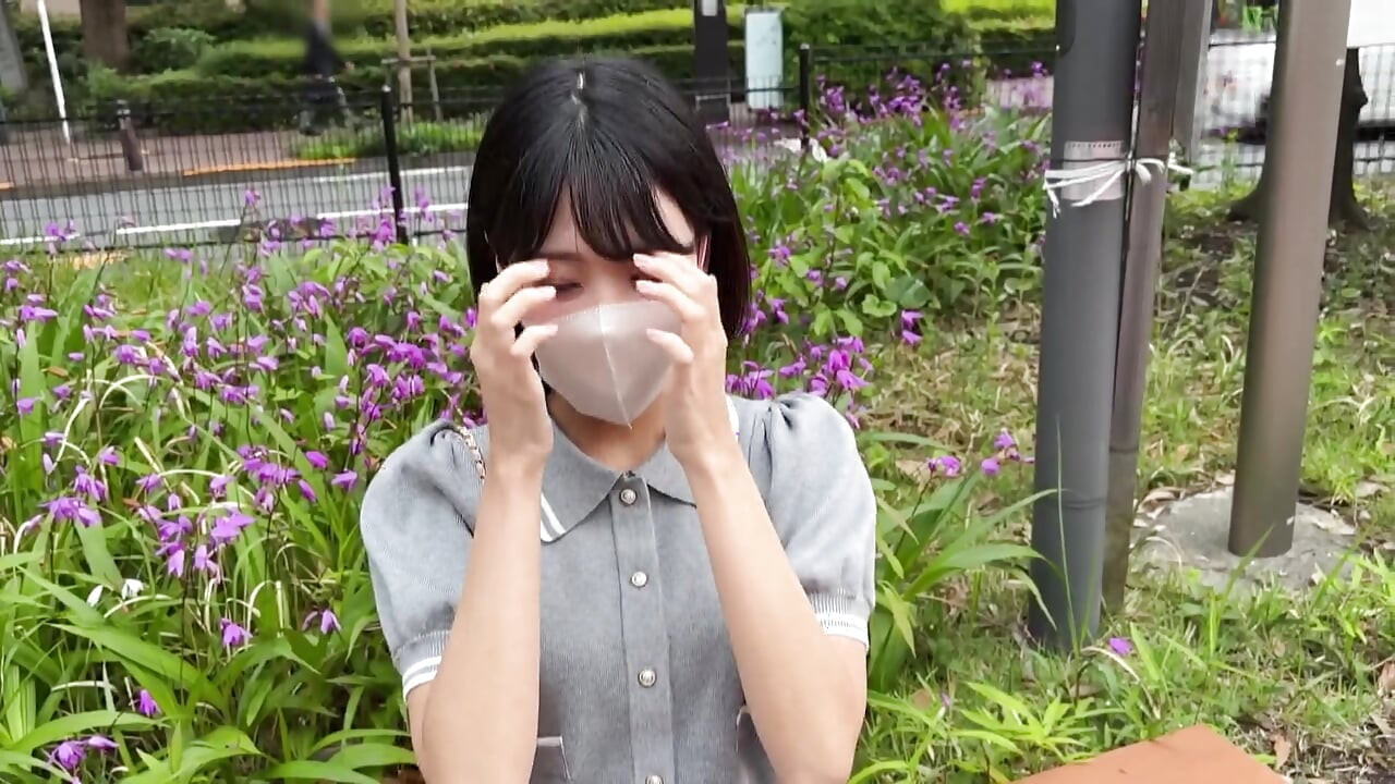 Minami, uma dona de casa que ganha a vida com um corpo bonito (26), uma mulher ativa P nua [Confirmada para se tornar uma amiga de sexo → uma rapariga]