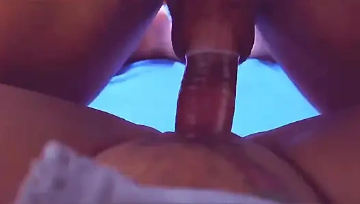 Takipçim tamamen utangaçtı ve iyi boşalana kadar bana iyi koydu