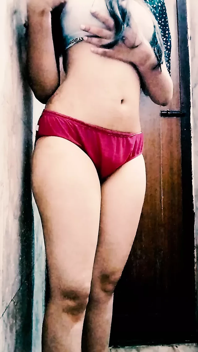 Gandi wali sex audio tumare lund ki topi choosna pasand h hindi audio