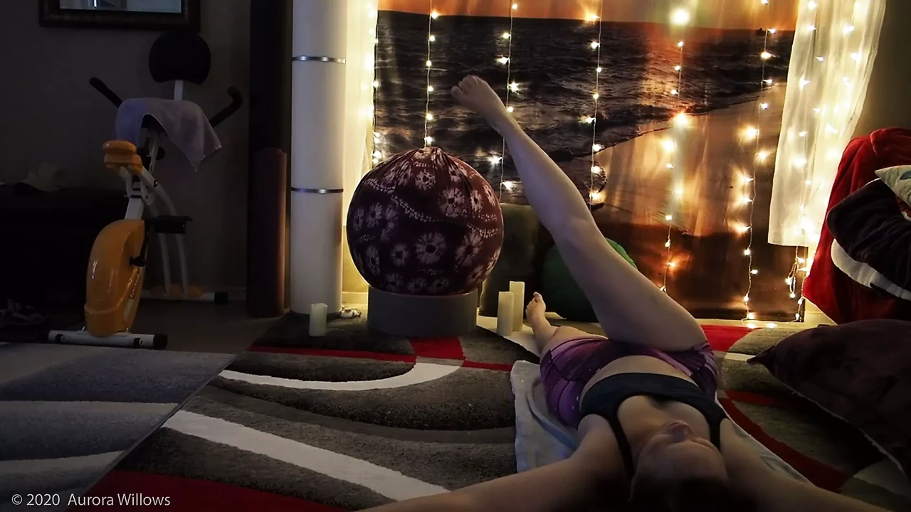 Aurora Willows night time yoga, relax before bed