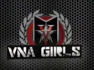 Nagie nimfy Jenna Foxx i style Savana walczą i szlifują cipkę!