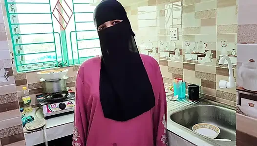 Please sir fuck my tight pussy once again Desi hijabi maid chudai xxx