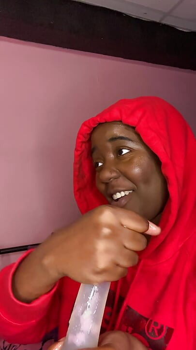 Shy Street Chick Gets Handy With Sound On