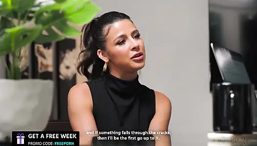 GIRLSWAY - das heiße schätzchen Kylie Rocket bemerkt, dass sie den interviewer hime marie auf einer dating-app gespensiert hat