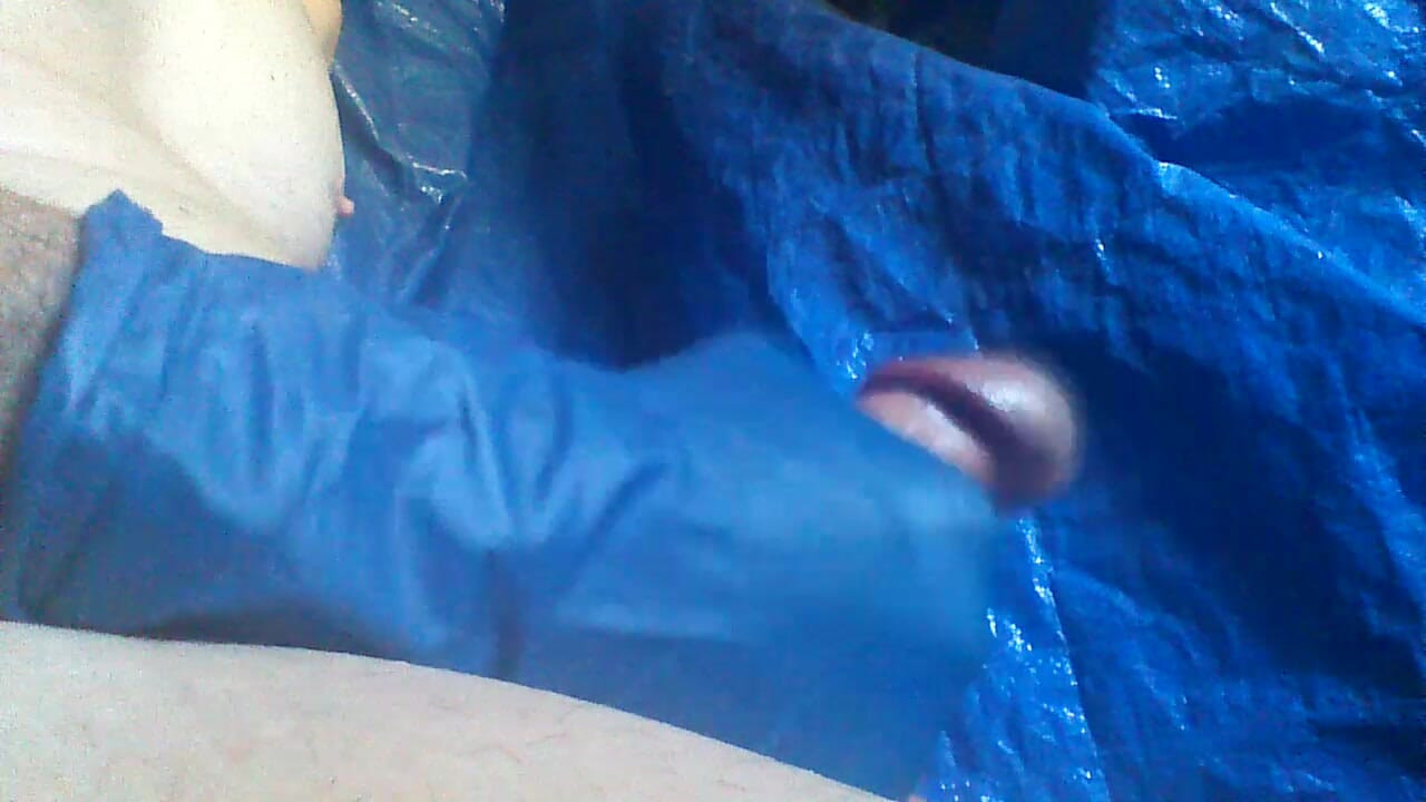 solo cum spray on fixed camera
