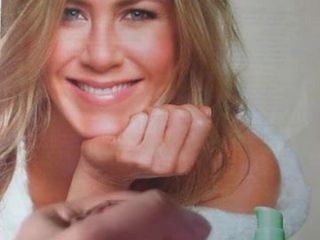 Jennifer Aniston e omaggio di bukkake no. 3