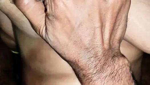 Geiler freund will feuchte muschi und dicke möpse mit freundin ficken