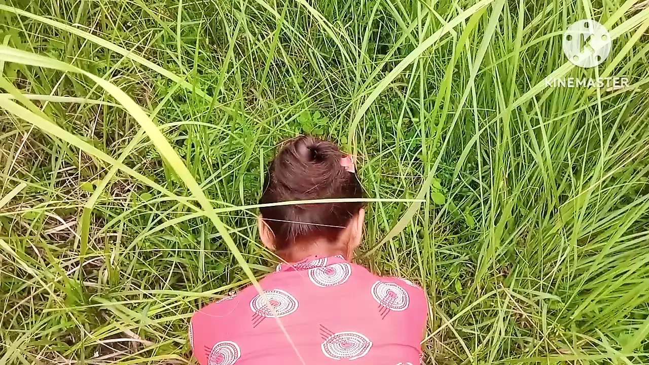 和饥渴的印度人妻玩粗暴性爱