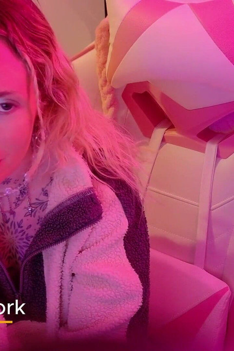 Cuck Foot Slave Humiliation Sweaty Dirty Feet 4K