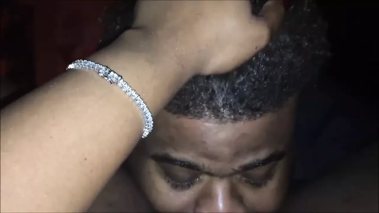 Black guy eats her fat vagina