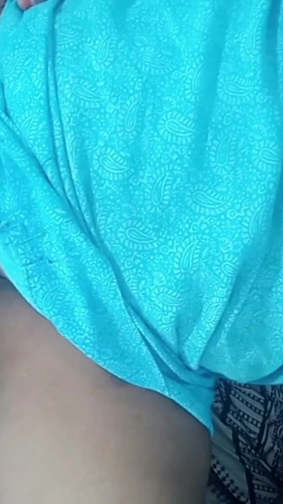 "tmil jore ht seks par bistar sajha karte hue gndi bat kar rahe hain" se mahatvpoorn kshan