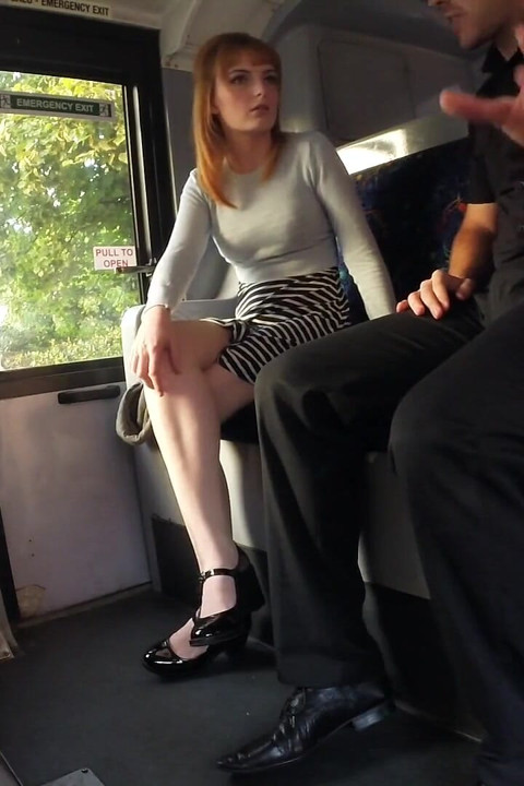 Mofos - nätt Lola Gatsby möter Ryan & knullas hårt av bussinspektören i slutet av sitt skift