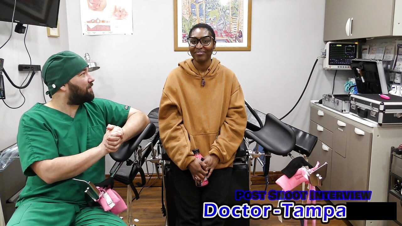 Dr Tampa - Lần khám phụ khoa đầu tiên của Daisy Mynx