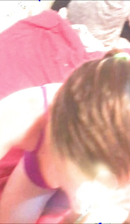 Szalona, szalona piękna mała głowa rozłoży nogi