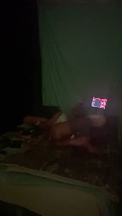 Leoni48 masturbación anal 2