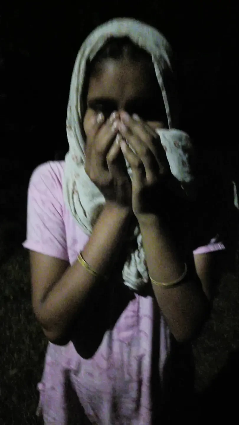 Porosi bhabi raat pe agiya chudai keliye