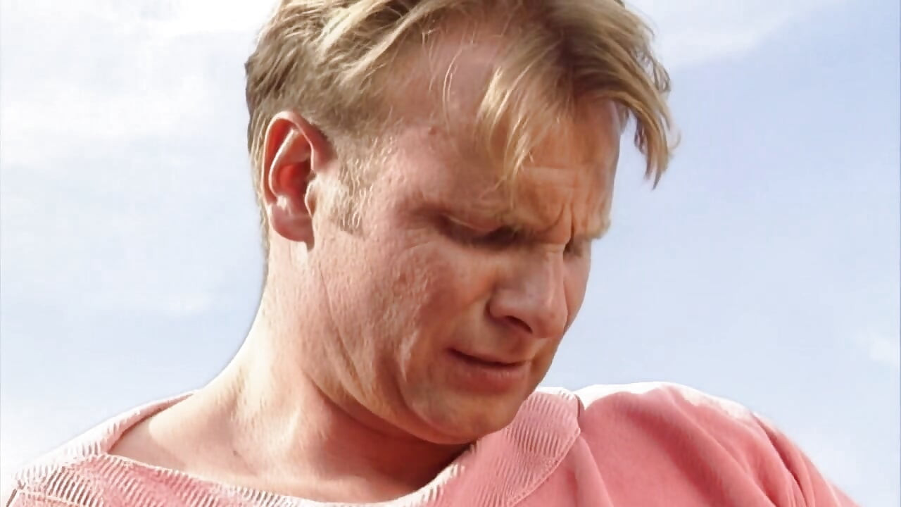 Na plaży jest goręcej i dreszczyk emocji, że zostaniesz złapany