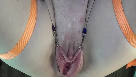 Membentang Vagina Dipompa Kencing Close-up 2