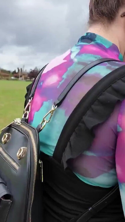 Rotorua vlog: Vibrierende kätzchen tief in meiner muschi, während sie durch die Stadt geht | Clip 1