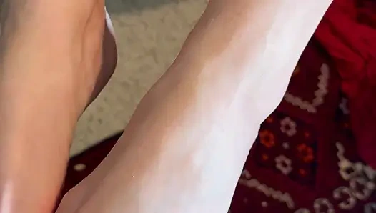 Sleepy Natural Wife Lets Daddy Jerk Off On Her Pretty Feet